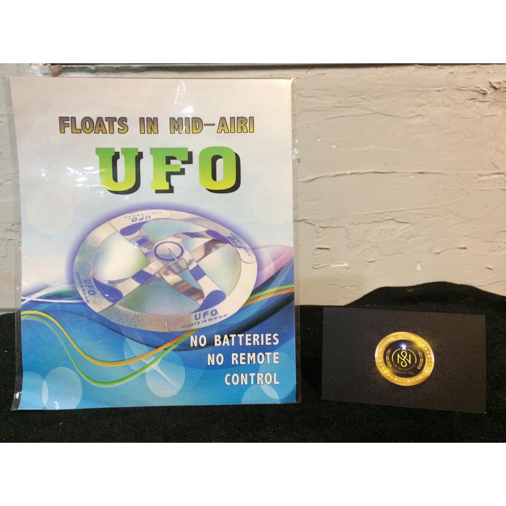 Đồ Chơi Đĩa Bay UFO Ma Thuật Sáng Tạo Thông Minh Dành Cho Bé Không Cần Pin