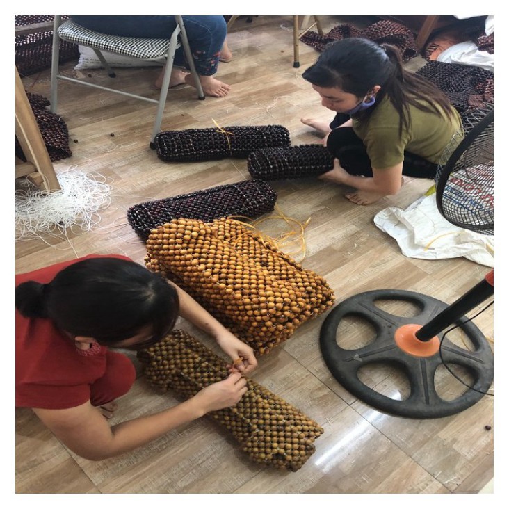 Sản Phẩm Đệm lót ghế massage ô tô, xe hơi hạt gỗ 100% gỗ tự nhiên PƠ MU cao cấp PM-V - Sản xuất thủ công tại Xưởng .