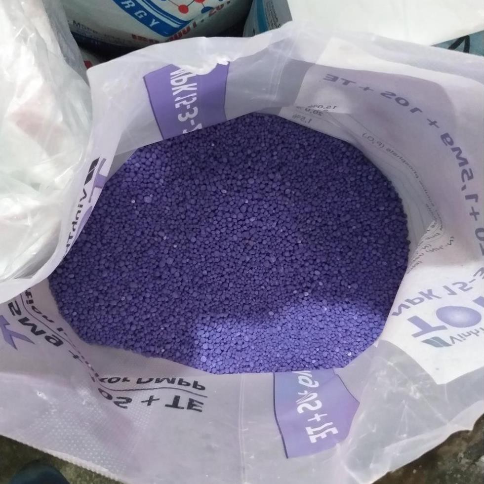 Phân Bón NPK 15-3-20+TE  NOVATEC Nhập Khẩu CHLB Đức