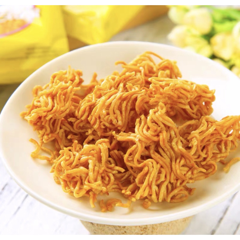 Snack mì trẻ em Enaak Indonesia vị gà, gà phô mai cay 30gr