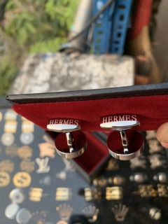 Khuy măng sét Hermes