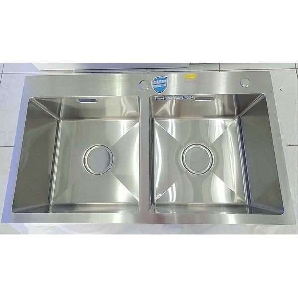 Chậu rửa bát đúc inox Faster FS 7843HM