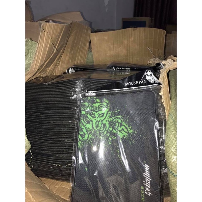 Miếng lót chuột to 25-30 cm