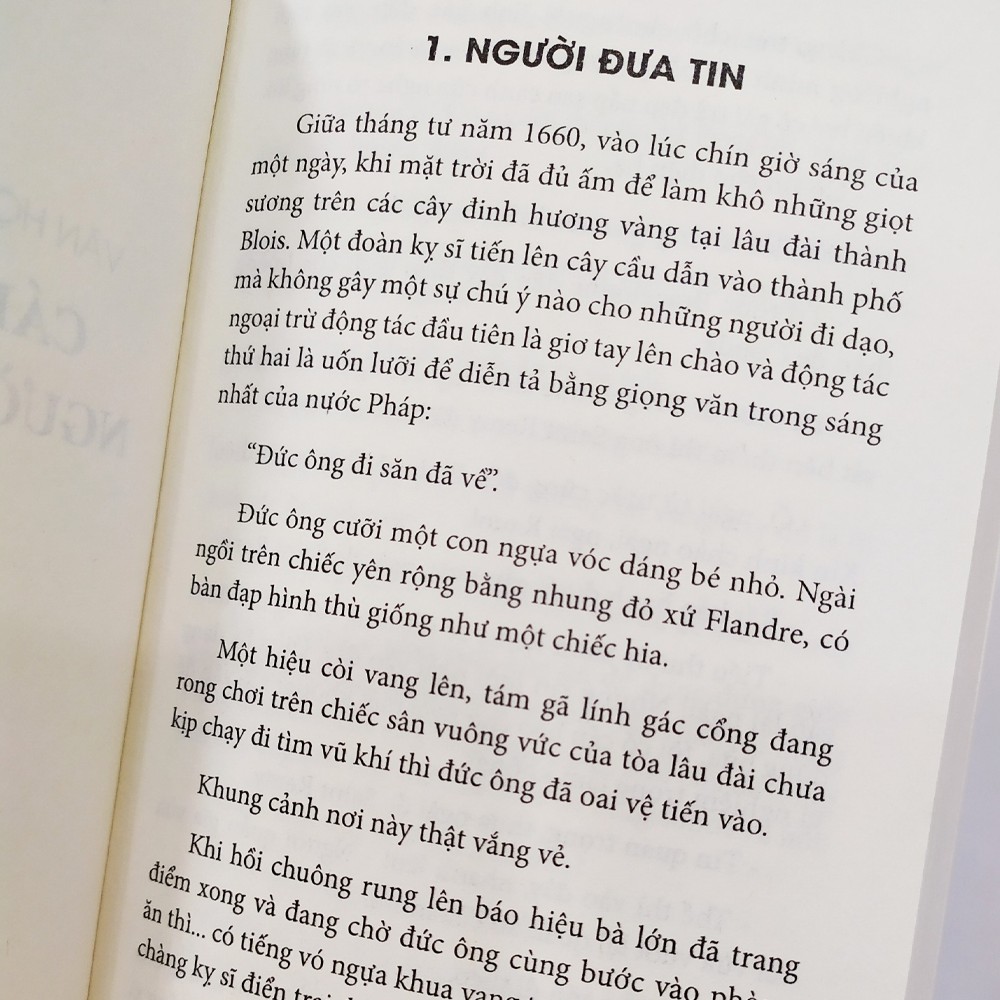 Sách - Cái Chết Của 3 Người Lính Ngự Lâm - sách văn học độc quyền Nhân Văn