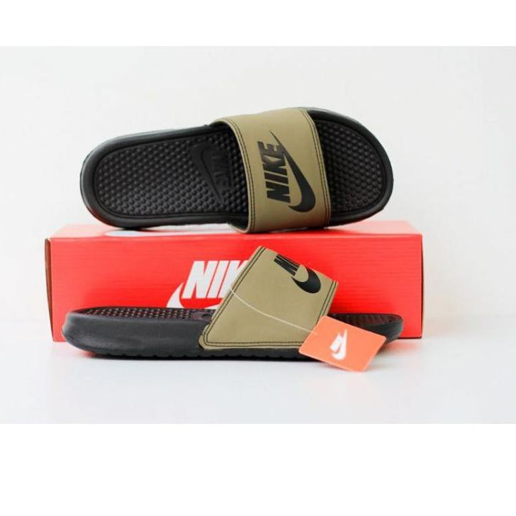Giày Sandal Nike Benassi 5.5 Mall Trẻ Trung Năng Động