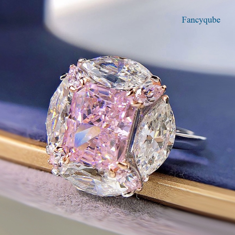 Nhẫn Đính Đá Zircon Hình Vuông Sang Trọng Cho Nữ