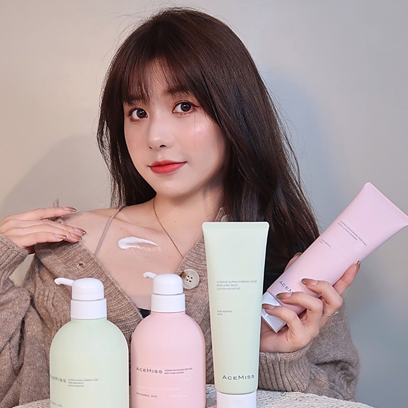 Sữa cơ thể ACEMISS Hương Sữa toàn thân Trái Lâu Trôi 180ml Dưỡng Ẩm Vào Mùa Đông Tiện Dụng Cho Nữ