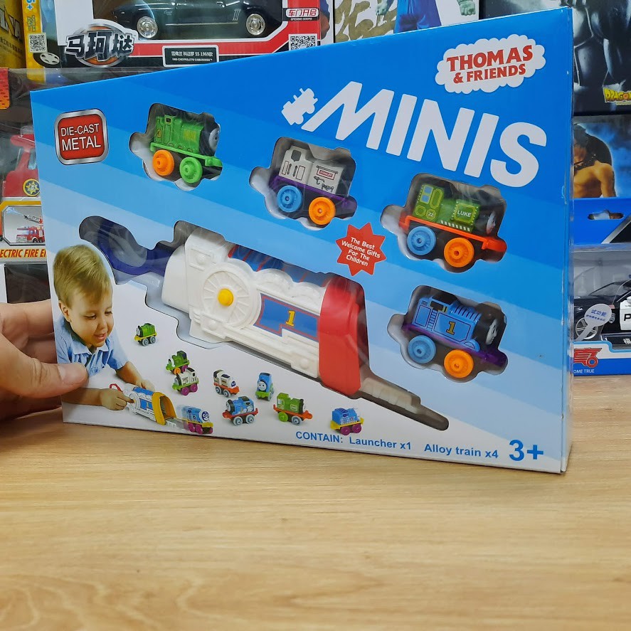 Bộ xe và nhà đẩy tàu hỏa thomas mini đồ chơi trẻ em gồm 1 nhà và 4 xe