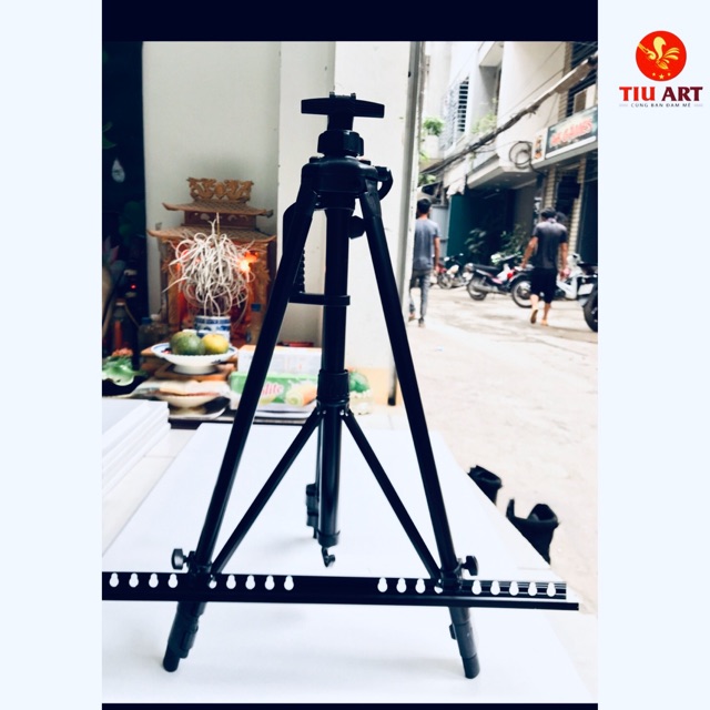 Giá Vẽ Sắt gấp gọn tiện lợi