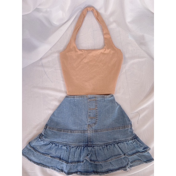 Set áo yếm tròng cổ và chân váy jean tầng phối nút alohashop91