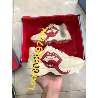 Giày thể thao sneaker G môi đỏ