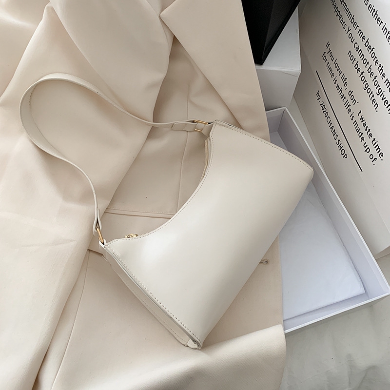 Túi đeo chéo phong cách Hàn đơn giản