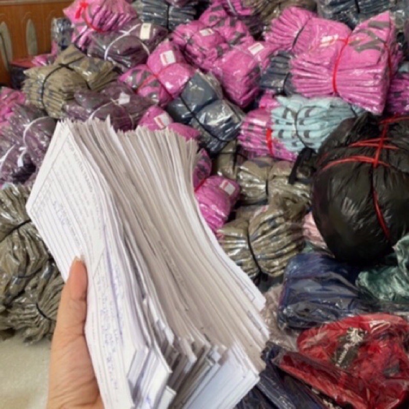 Bộ ngủ pijama nữ tay cộc quần đùi lụa Satin Hàn mềm mát không nhăn không bai xù overs size đến 60kg phong cách Hàn AT116 | BigBuy360 - bigbuy360.vn