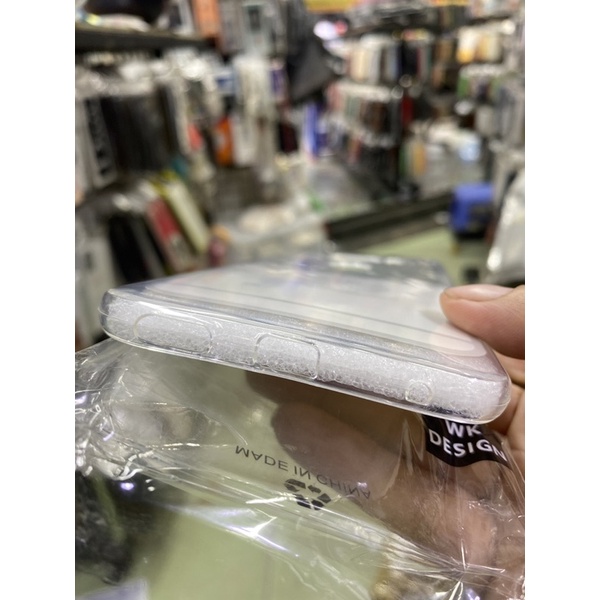 Ốp lưng LG V30;; V20; V50  ; V40 ; V60 ThinQ dẻo trong suốt thời trang.
