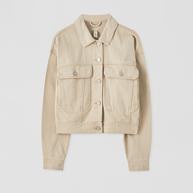 Áo khoác Pull&bear- made in cambodia dư xịn