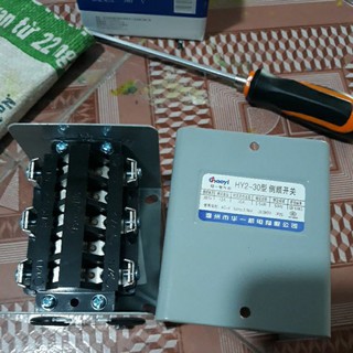 công tắc đảo chiều 3 pha 30A