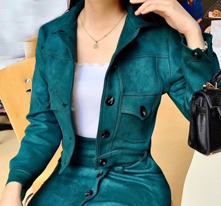 Set áo khoác + chân váy da lộn
