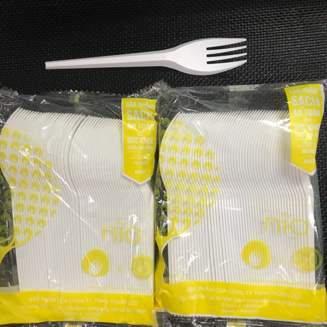 Nĩa nhựa sử dụng 1 lần ( gói 50 cái)