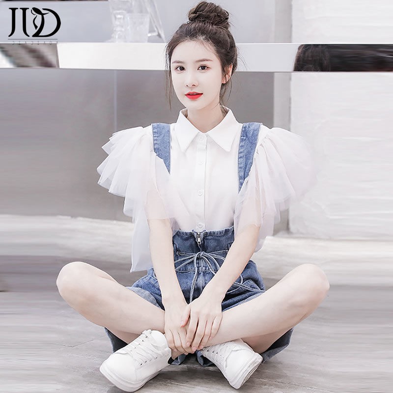 ✢∋✴2021 summer new Korean version of age-reducing waist waist denim overalls shorts super fairy yarn sleeve shirt two-piece suit female is thin