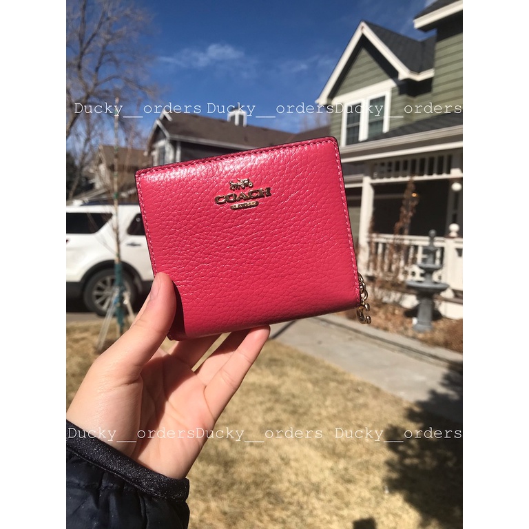 - ví coach snap wallet hồng