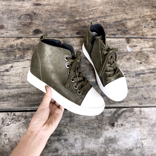 Giày thể thao cổ cao độn đế 6cm | BigBuy360 - bigbuy360.vn