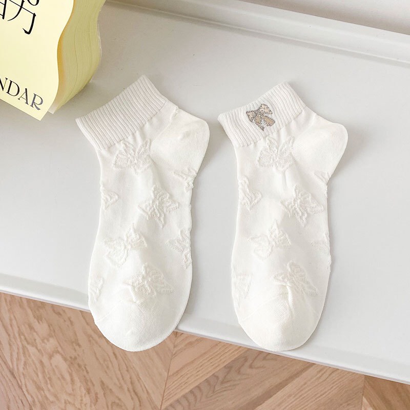 Tất nữ cổ ngắn màu trắng phong cách hàn quốc họa tiết thanh lịch mềm mại thấm hút mồ hôi