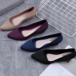 Giày nhựa dẻo đi mưa