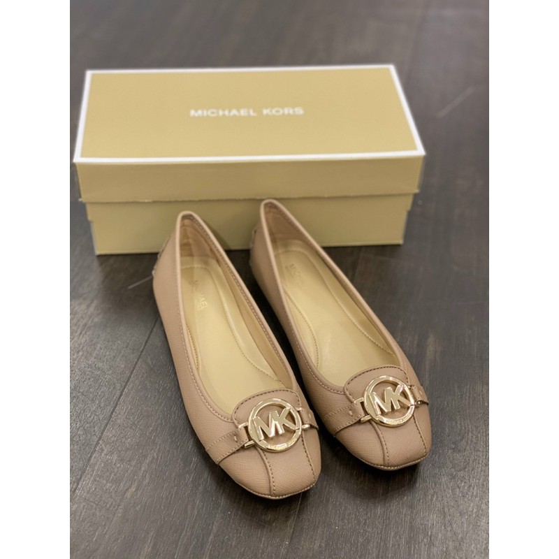 Giầy bệt mk nude sz7 l 7.5 l 8