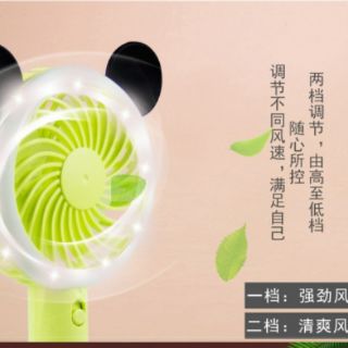 Quạt USB Mickey mini cầm tay có đèn