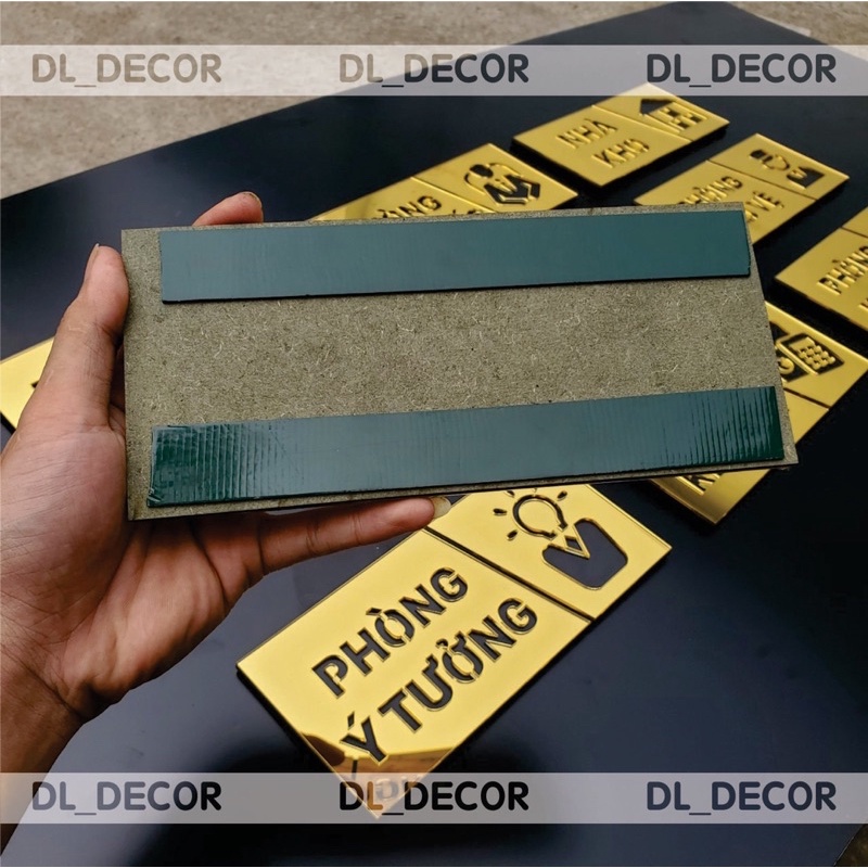 Bảng tên phòng cắt laser dán tường - gia công nội dung bảng theo yêu cầu