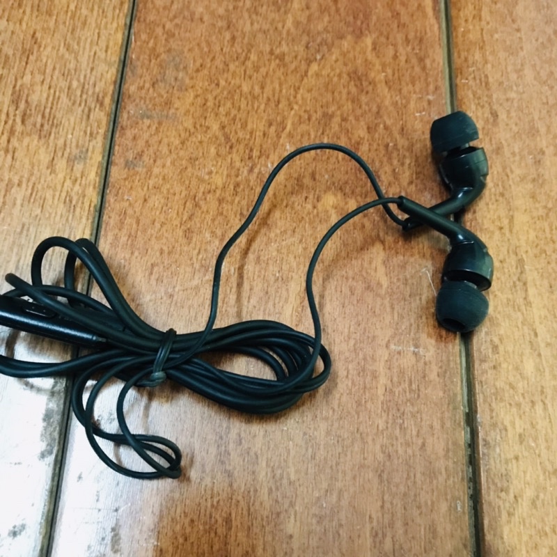 Tai nghe nhét tai Mi