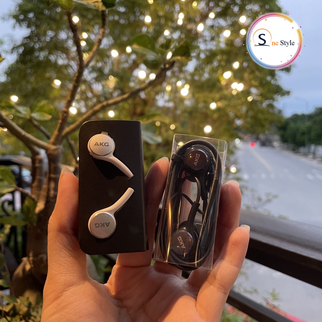 Tai nghe AKG Samsung Galaxy S5,S6,S8,S9,S10 và các dòng Galaxy Note. Onestyle Shop bảo hành 12 Tháng