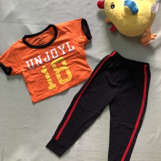 Bộ croptop thể thao cho bé gái