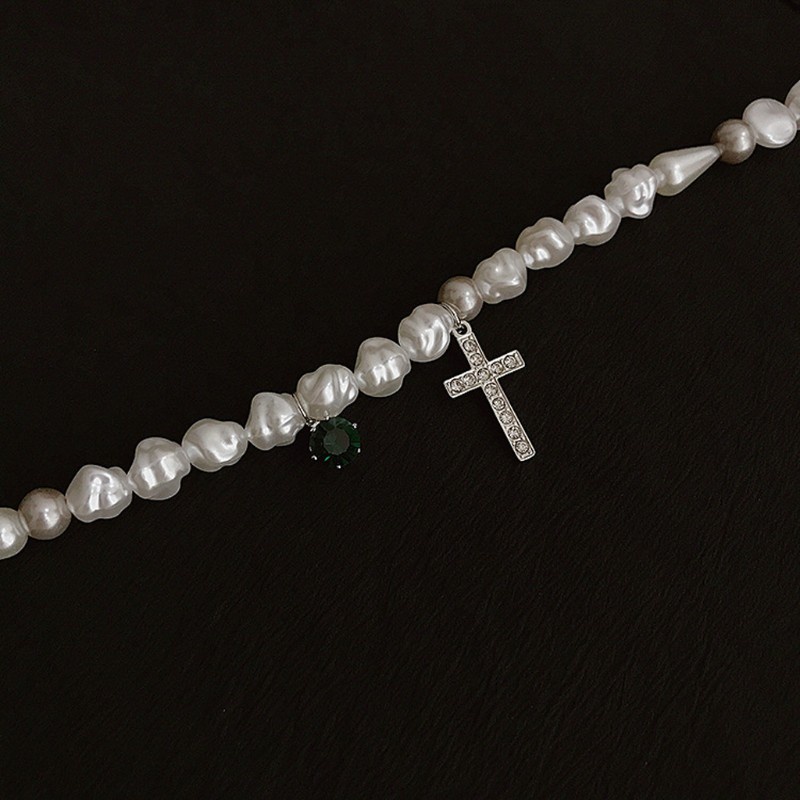 Vòng cổ mặt thánh giá đính đá phong cách thời trang cho nữ