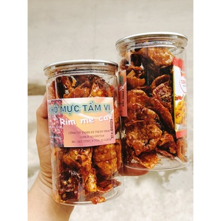 [600gram] Khô mực rim me sa tế ít cay đóng lon pet[Có sẵn] [Rẻ vô địch] [Siêu Sale] [Giá hủy diệt] [Ảnh thật]