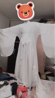 Hán phục trắng