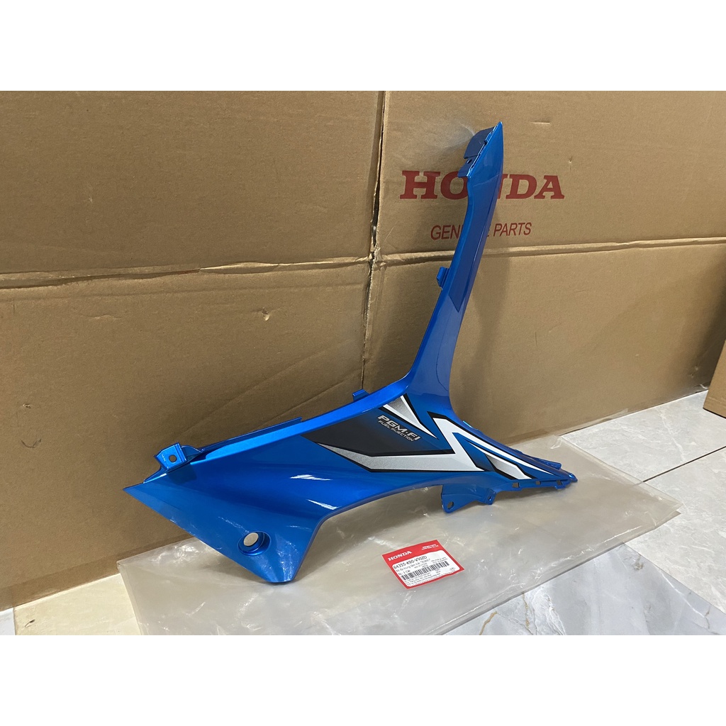 Bộ ốp trung tâm trái HONDA WAVE RSX110 năm 2018 màu Xanh.