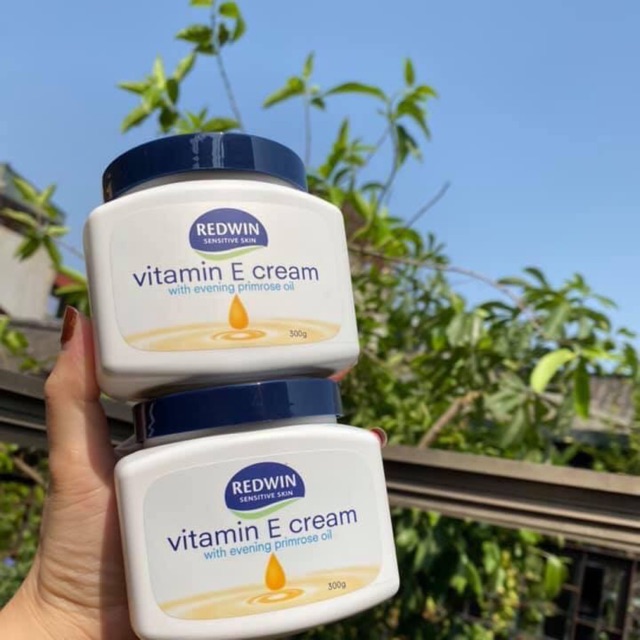 Vitamin E bôi úc