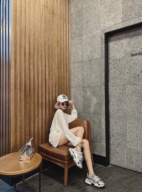 Giày thể thao đế cao