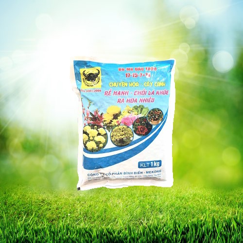 Phân bón Đầu trâu NPK 17-15-7 TE 1kg chuyên hoa và cây cảnh 955