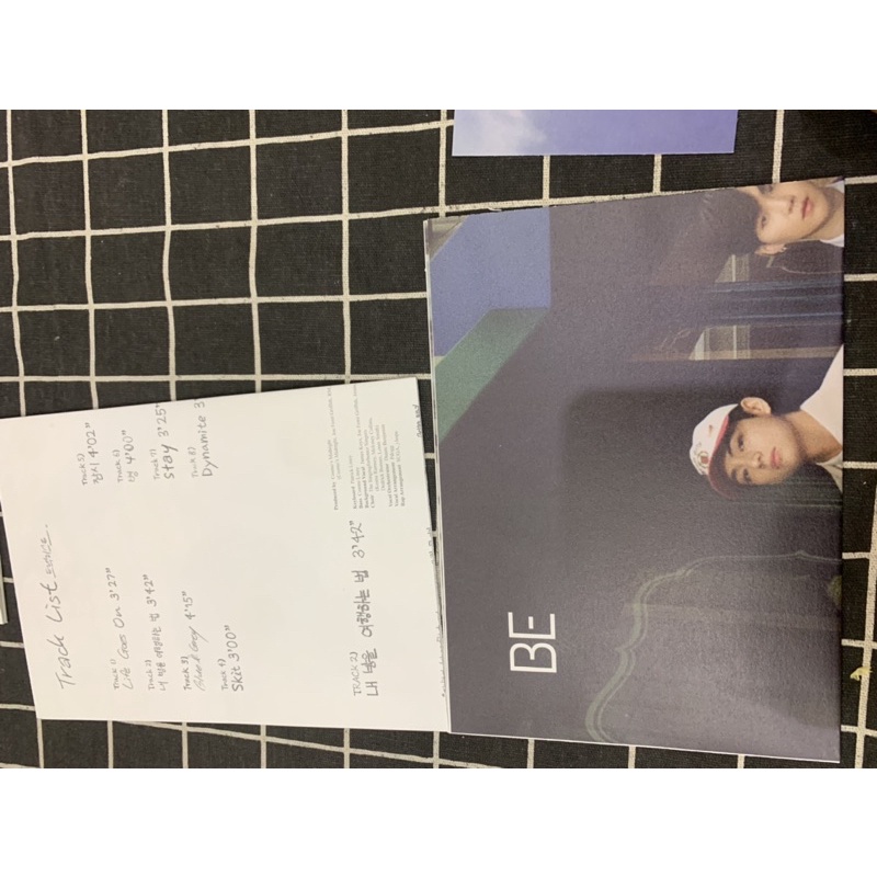 Album BE DELUXE ảnh BTS