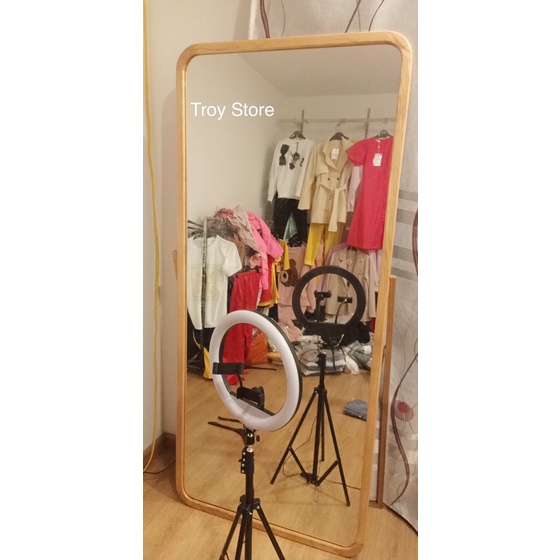 Gương soi toàn thân khung gỗ bo góc có chân dựng decor