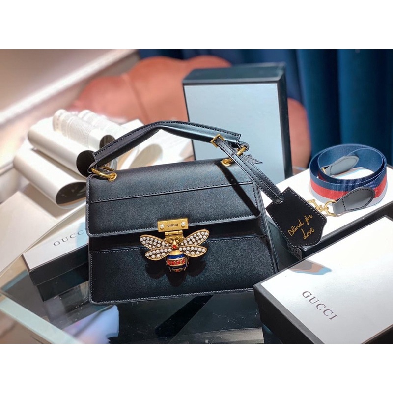 Túi con ong có quai xách