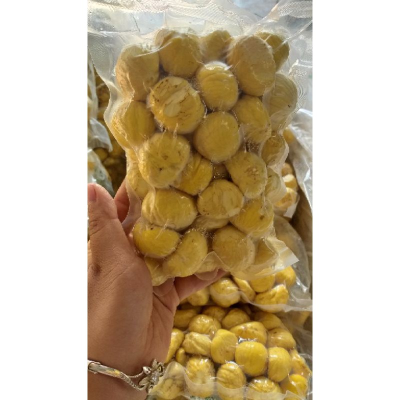Hạt dẻ tươi bóc vỏ sẵn