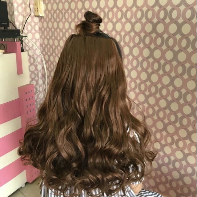 Tóc kẹp xoăn lọn