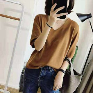 Áo len thu cổ V