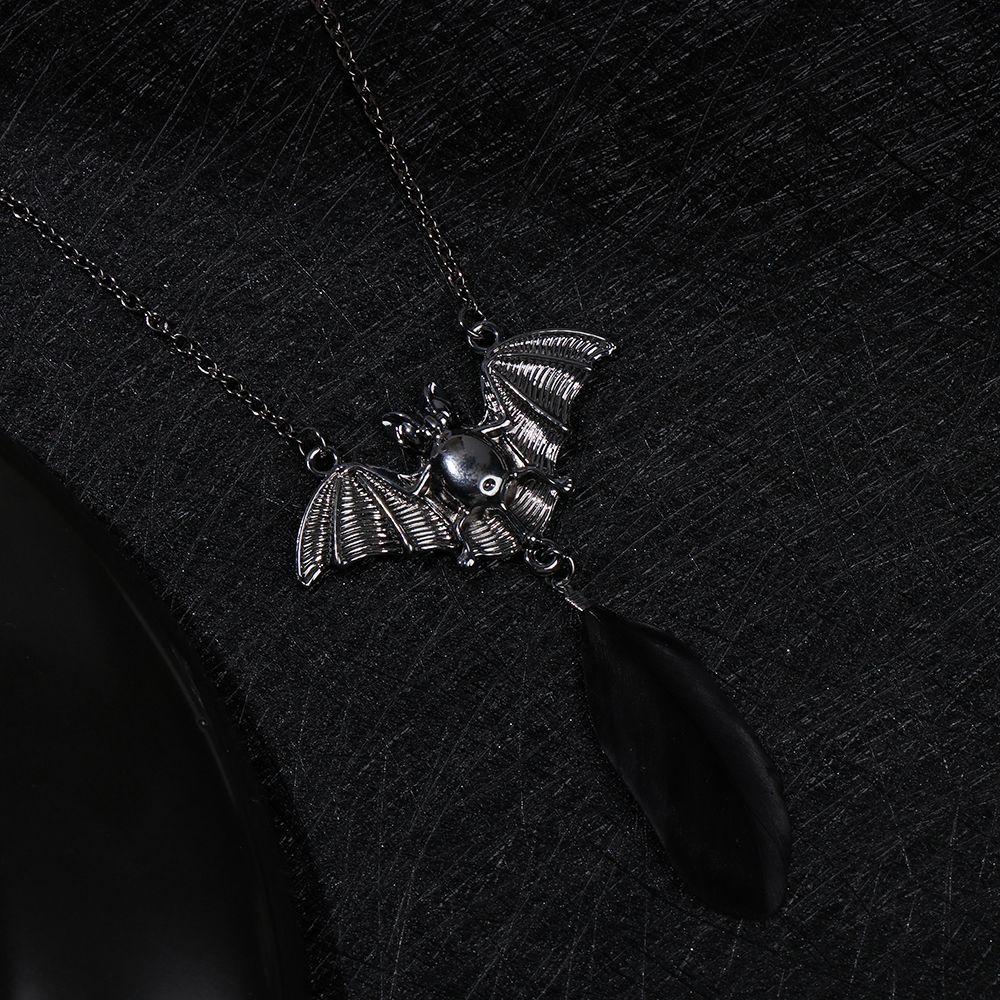 Vòng cổ mặt hình đầu dơi và quả bí ngô phong cách halloween