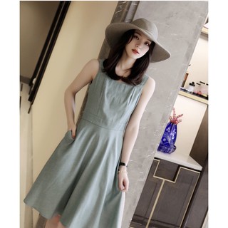 RN121_Rập giấy đầm dây cổ vuông nữ