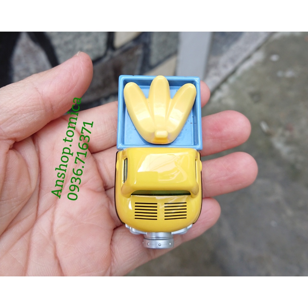 Xe mô hình tĩnh tomica Nhật bản - Minions