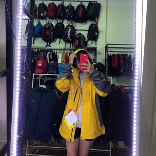 [Giá hủy diệt] Áo 2 lớp màu vàng phối xám THE NORTH FACE